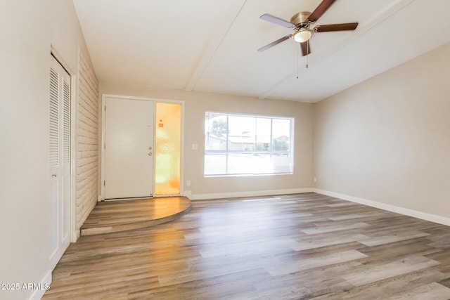 9622 N 35th Ln, Phoenix, AZ 85051 - foyer entrance with wood finished floors and ceiling fan