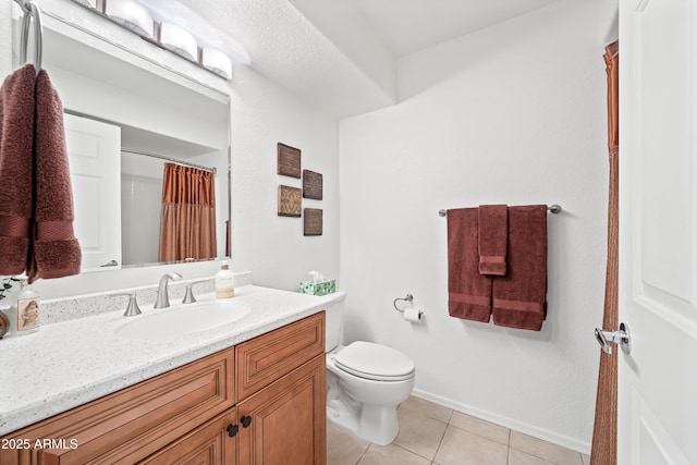 full bath with vanity, toilet, tile patterned floors, a shower with shower curtain, and baseboards