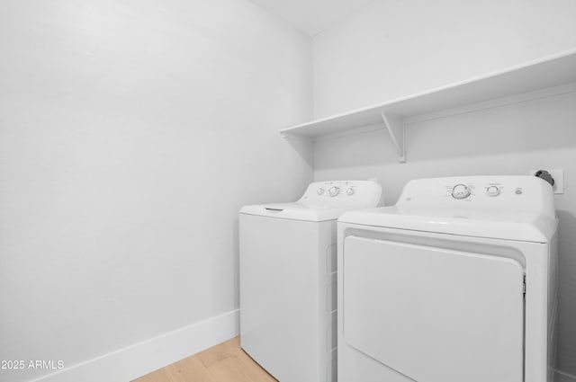 641 W Oriole Way, Chandler, AZ 85286 - laundry area featuring washer and dryer and light wood-style flooring