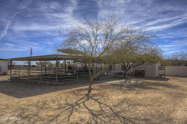 exterior space featuring an outbuilding