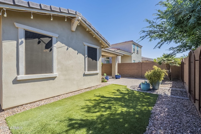 view of yard with a patio area
