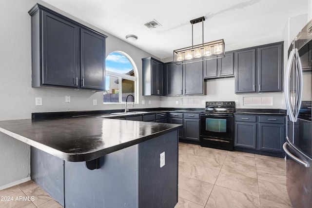 kitchen featuring kitchen peninsula, black / electric stove, hanging light fixtures, a breakfast bar, and stainless steel fridge