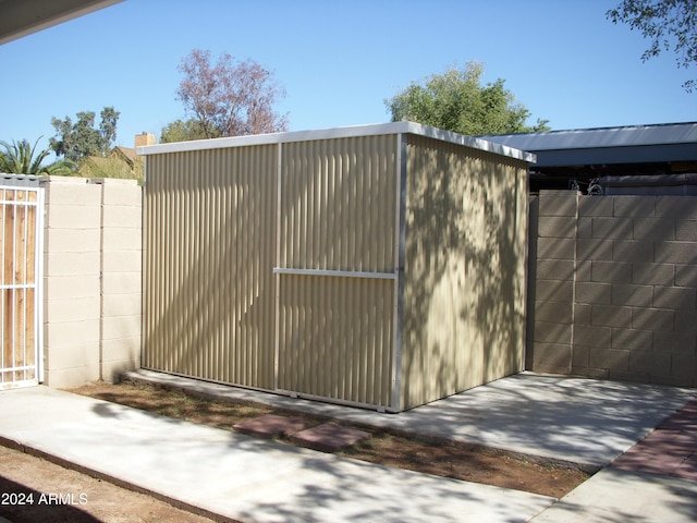 view of outbuilding