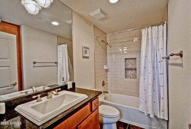 3935 E Rough Rider Rd Unit 1360, Phoenix, AZ 85050 - full bathroom with shower / bath combo with shower curtain, toilet, vanity, and recessed lighting