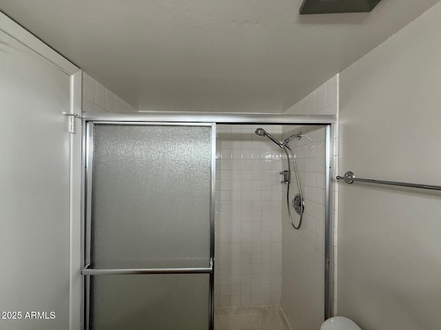 131 N Higley Rd Unit 215, Mesa, AZ 85205 - full bathroom with a tile shower