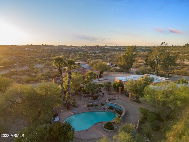 view of aerial view at dusk