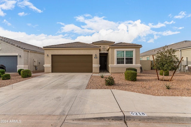 view of front of house featuring a garage