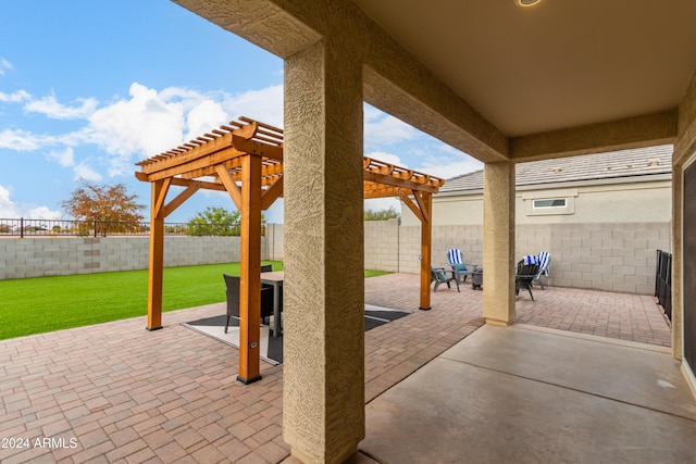 view of patio featuring a pergola