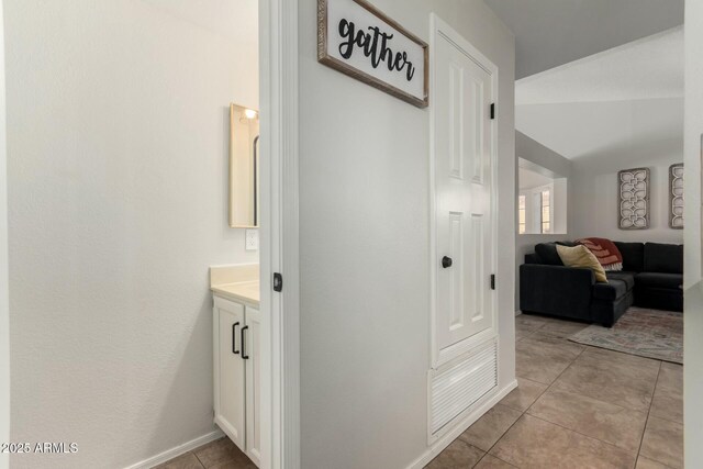 15621 S 37th Way, Phoenix, AZ 85048 - interior space with light tile patterned flooring and baseboards