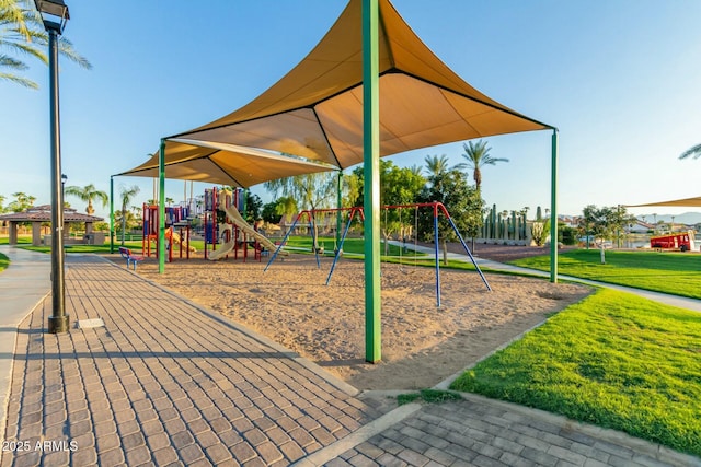15621 S 37th Way, Phoenix, AZ 85048 - community play area featuring a gazebo and a lawn
