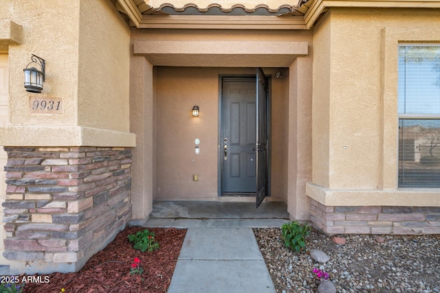 view of property entrance