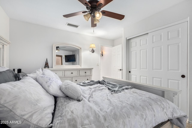 bedroom featuring a closet and ceiling fan