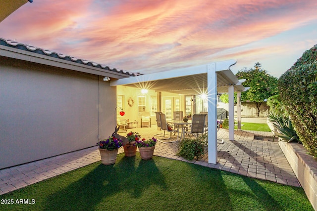 view of yard featuring a patio area and fence