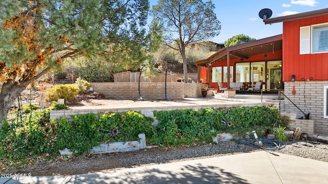 view of yard with a patio