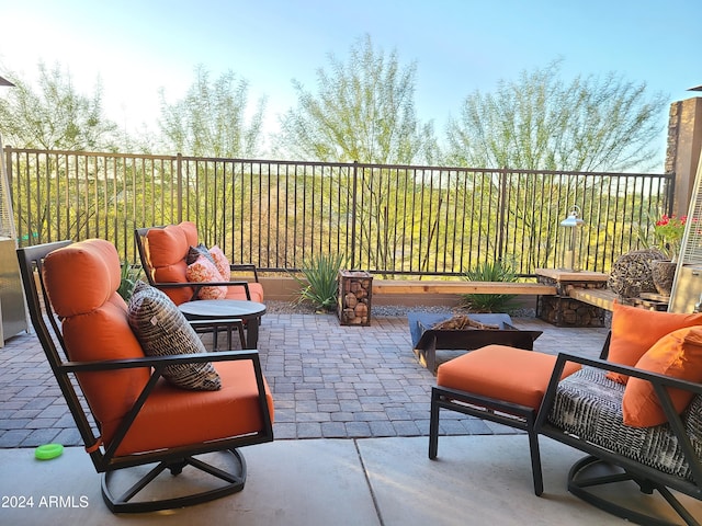 view of patio featuring outdoor lounge area