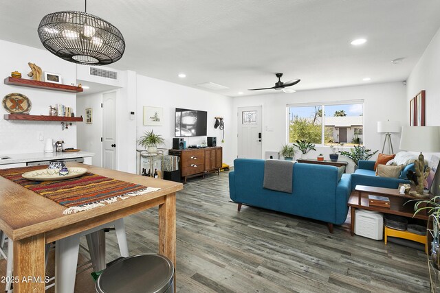 912 E Orchid Ln, Phoenix, AZ 85020 - living area with wood finished floors, recessed lighting, and ceiling fan