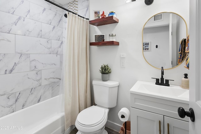 912 E Orchid Ln, Phoenix, AZ 85020 - bathroom with vanity and shower / bath combo with shower curtain