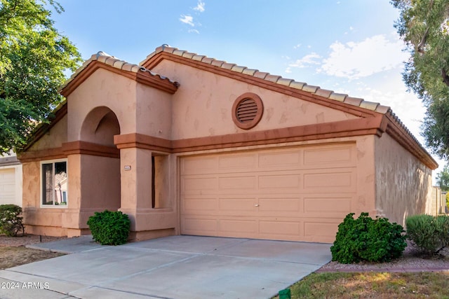 view of front of house featuring a garage