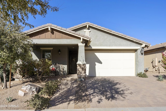 view of front of home featuring a garage