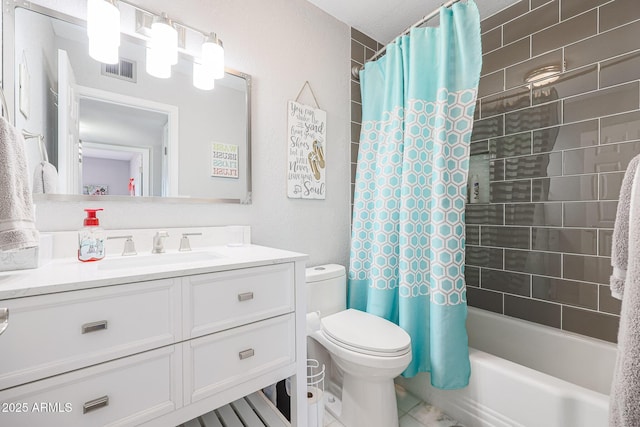 full bathroom with shower / tub combo with curtain, vanity, and toilet