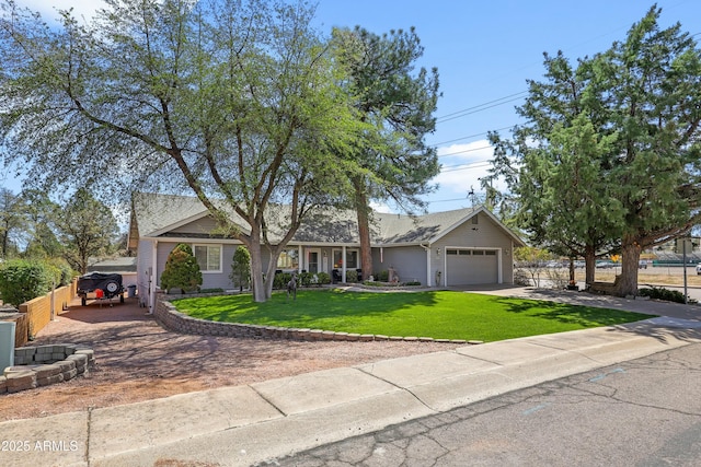 111 S Forest Park Dr, Payson, AZ 85541 - ranch-style home with a garage, fence, driveway, and a front yard