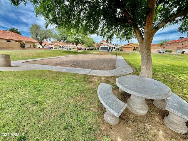 view of yard with volleyball court