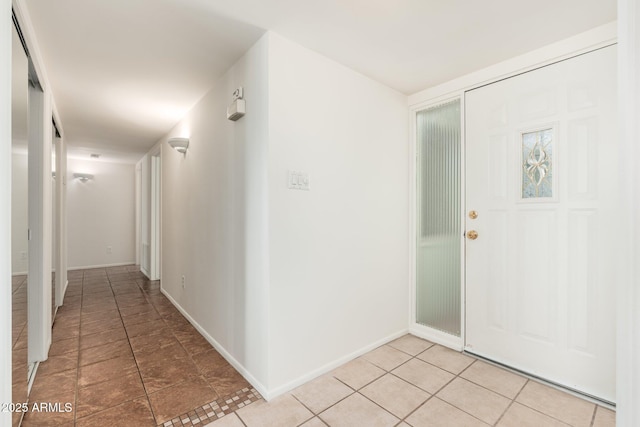 330 W Maryland Ave Unit 207, Phoenix, AZ 85013 - hall with baseboards