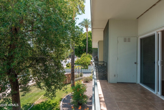 330 W Maryland Ave Unit 207, Phoenix, AZ 85013 - view of balcony