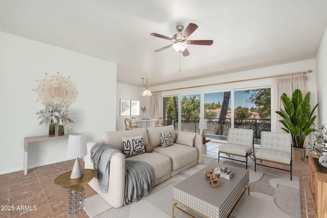 330 W Maryland Ave Unit 207, Phoenix, AZ 85013 - living area with a ceiling fan