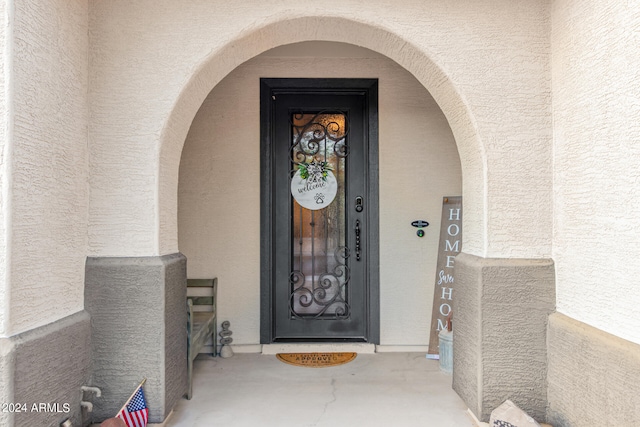 view of entrance to property