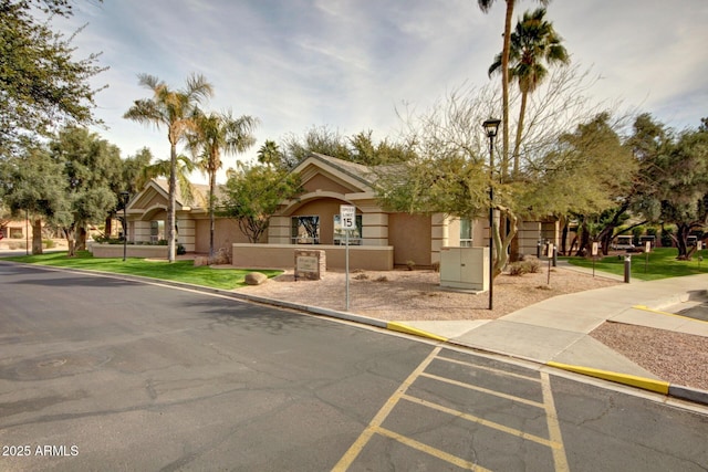 view of front of property featuring stucco siding