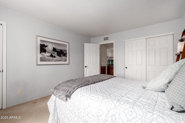 8500 E Indian School Rd Unit 233, Scottsdale, AZ 85251 - carpeted bedroom featuring a closet