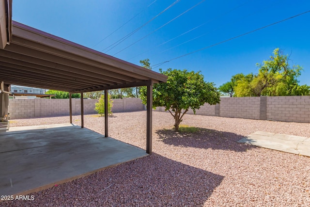 915 E Commonwealth Pl, Chandler, AZ 85225 - fenced backyard featuring a patio