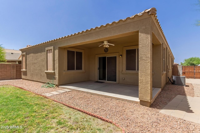 871 E Melanie St, San Tan Valley, AZ 85140 - back of property featuring stucco siding, ceiling fan, a patio area, and a fenced backyard
