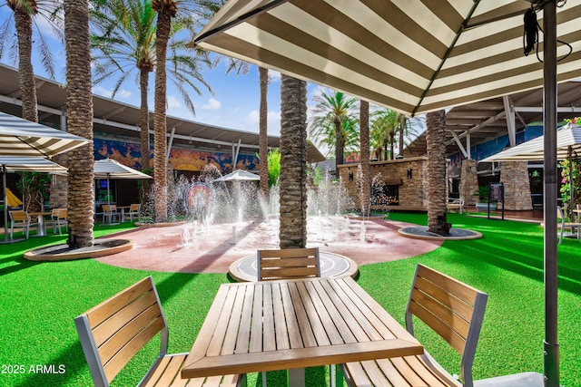 21228 N 58th St, Phoenix, AZ 85054 - view of patio