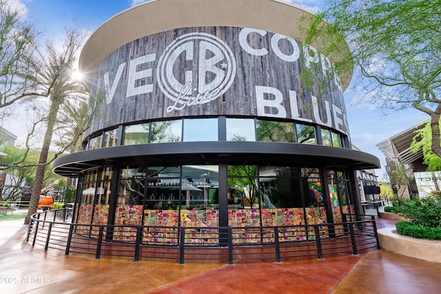 21228 N 58th St, Phoenix, AZ 85054 - view of building exterior