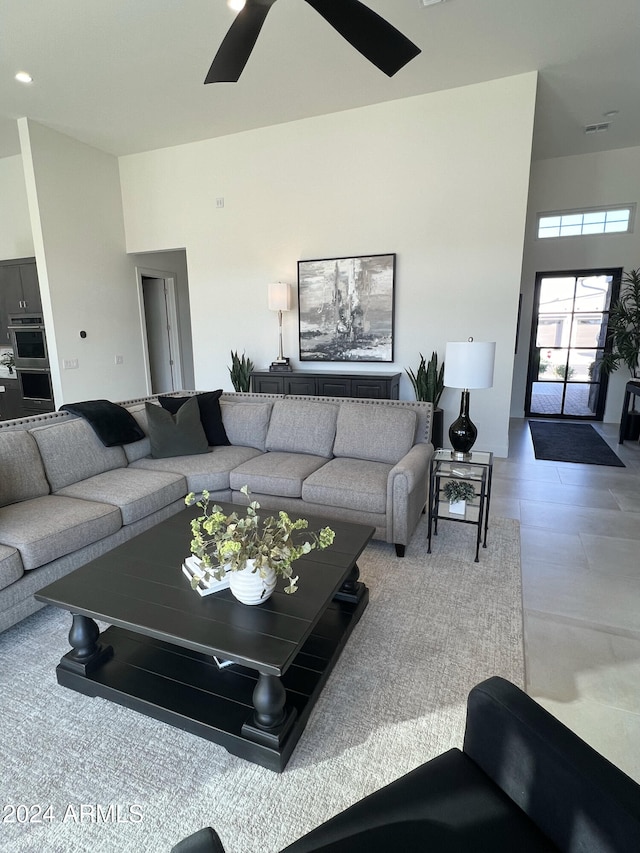 living room featuring ceiling fan