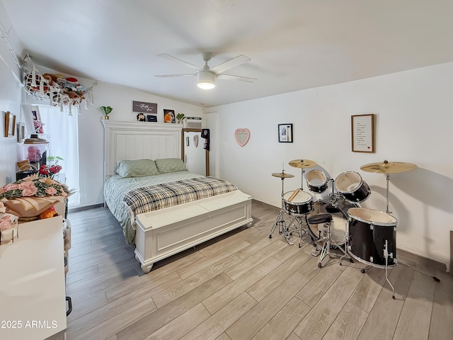 4639 W Keim Dr, Glendale, AZ 85301 - bedroom featuring light wood finished floors and ceiling fan