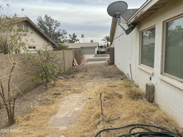 view of yard featuring fence