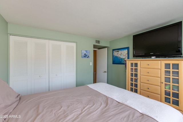 1326 W Joan De Arc Ave, Phoenix, AZ 85029 - bedroom with a closet