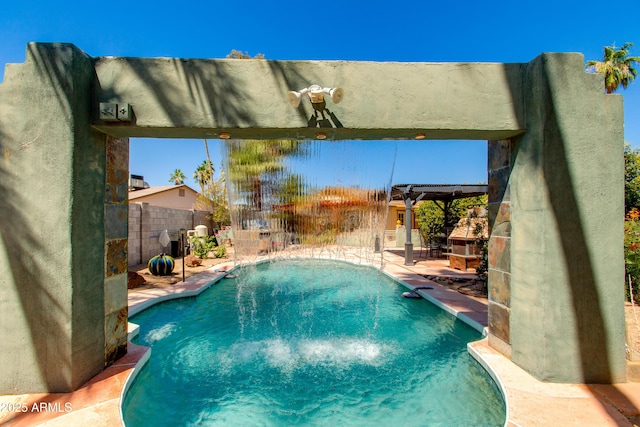 1326 W Joan De Arc Ave, Phoenix, AZ 85029 - view of pool featuring a fenced backyard and a patio area