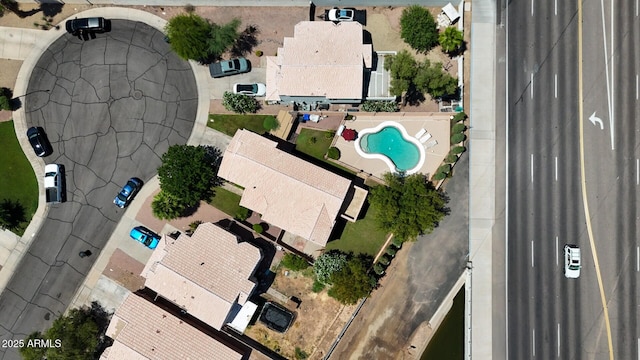 111 N Soho Pl, Chandler, AZ 85225 - bird's eye view of a pool area