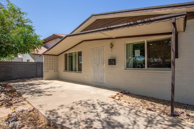 2936 E Beck Ln, Phoenix, AZ 85032 - rear view of property featuring fence and a patio area