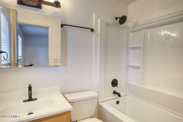 813 N Glenrosa Blvd, Taylor, AZ 85939 - bathroom featuring vanity, shower / bathtub combination, and toilet