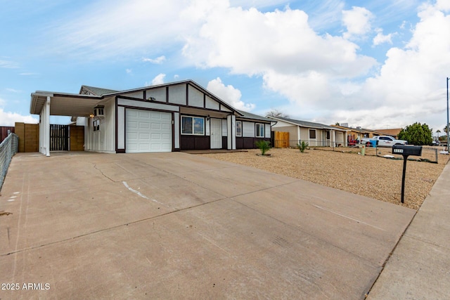 view of front facade featuring a garage