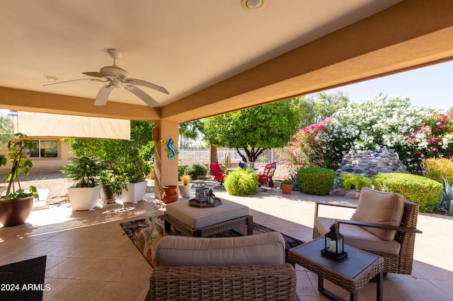 view of patio featuring outdoor lounge area and ceiling fan