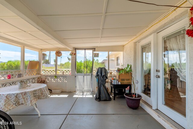 sunroom with a healthy amount of sunlight