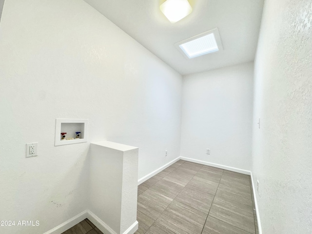 laundry room featuring washer hookup