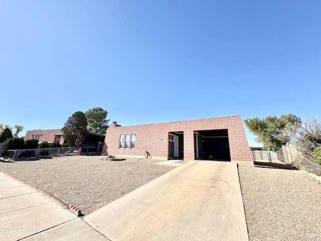 view of front of house featuring a garage