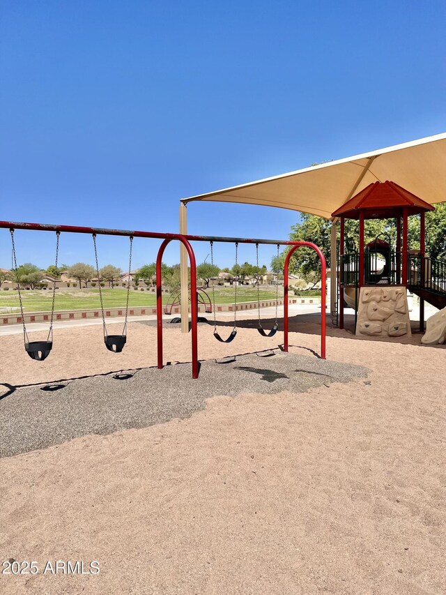 16559 W Lincoln St, Goodyear, AZ 85338 - view of community play area